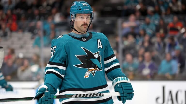 Sharks ready to listen to offers for Karlsson