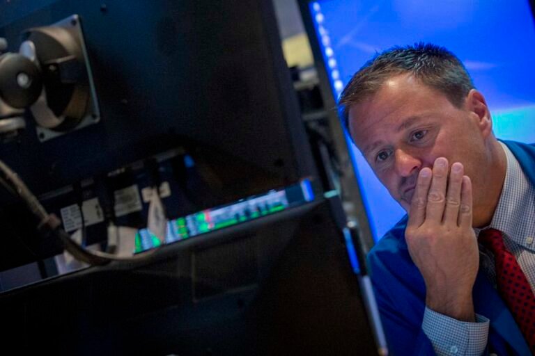 Stock markets end up down;  The Dow Jones Industrial Average is down 0.22% by Investing.com