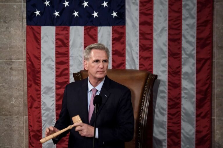 Kevin McCarthy, new speaker for a House of Representatives in turmoil