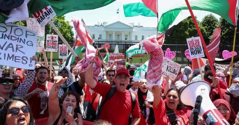 thousands of pro-Palestinian protesters against Biden

