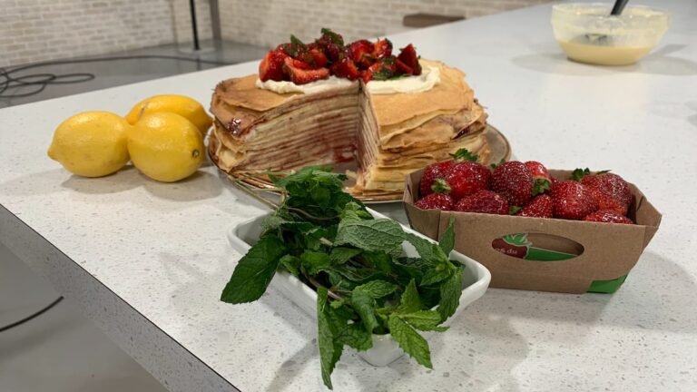 Mille-crêpes with Quebec strawberries

