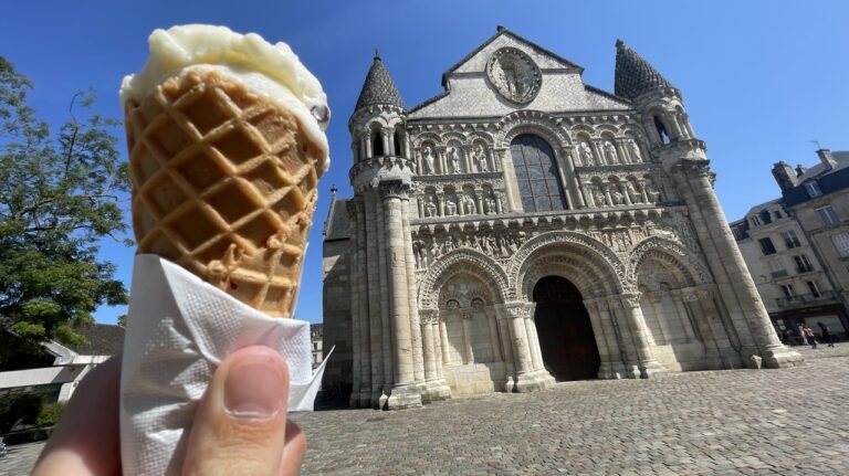 where can you eat ice cream in the city center?

