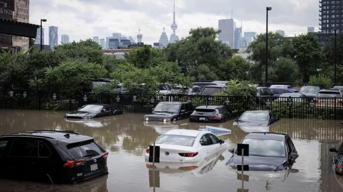 Ontario floods: nearly $950 million in insured losses

