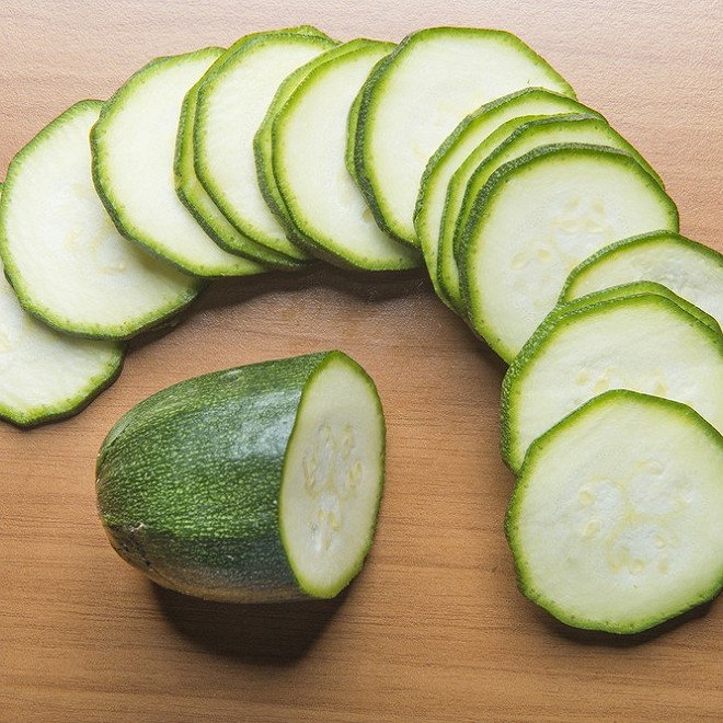 How to freeze zucchini slices